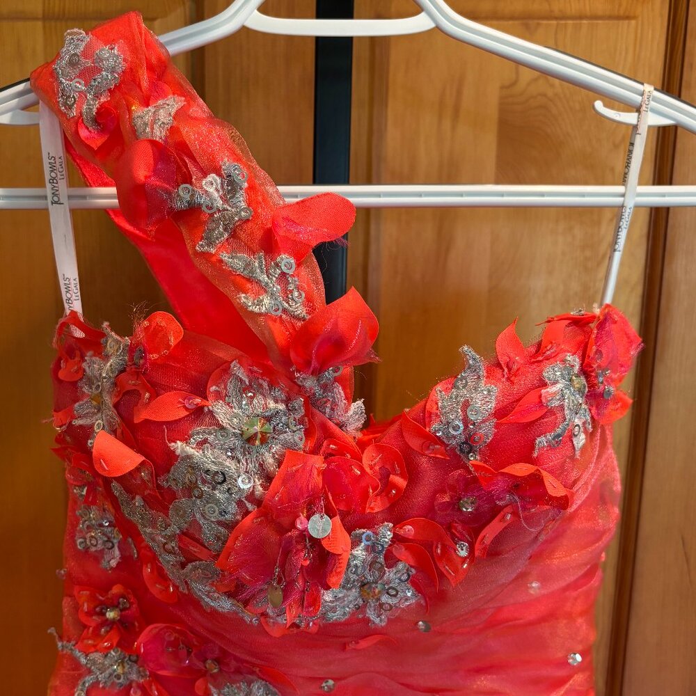 Tony Bowls Le Gala Strapless/One Shoulder/Or with Straps Formal/Prom Dress - Picture 8 of 16